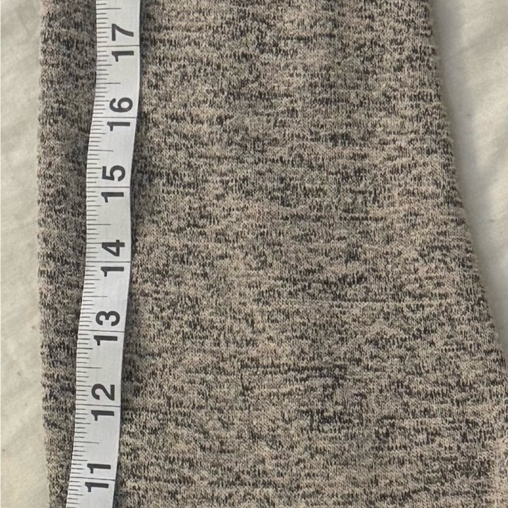 Large Nine Britton Long Sleeve Sweater - Picture 5 of 6